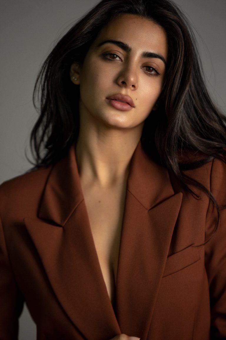 FamousPeopleFacts - Emeraude Toubia