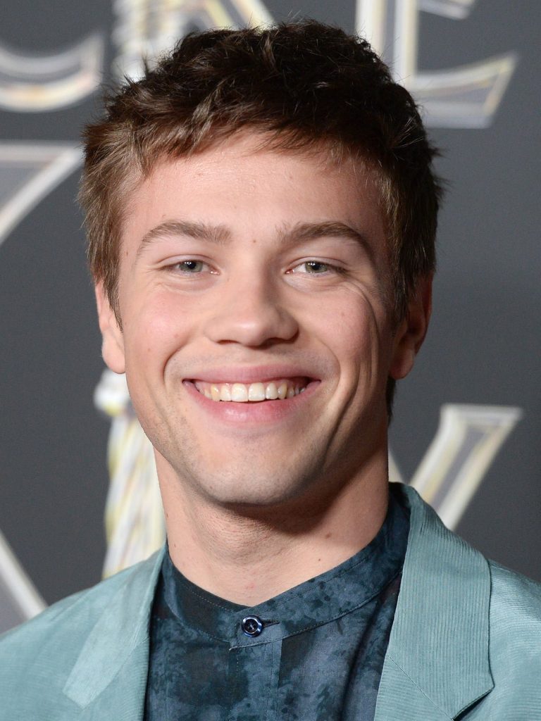 FamousPeopleFacts - Connor Jessup