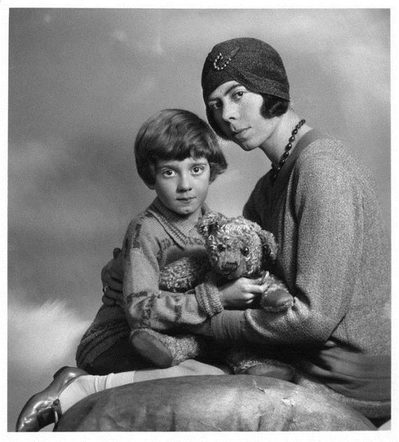 FamousPeopleFacts - Christopher Robin Milne