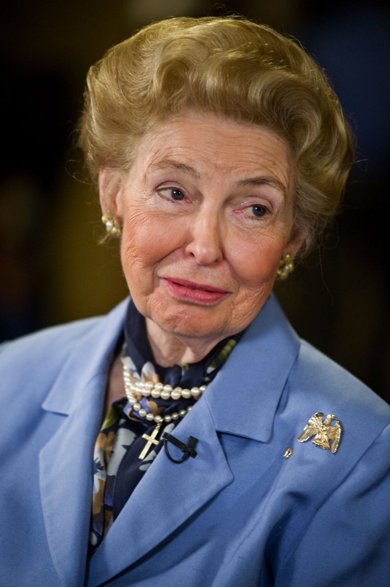 FamousPeopleFacts - Phyllis Schlafly