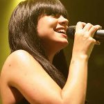 FamousPeopleFacts - Lily Allen