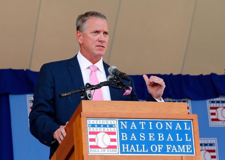 FamousPeopleFacts - Tom Glavine