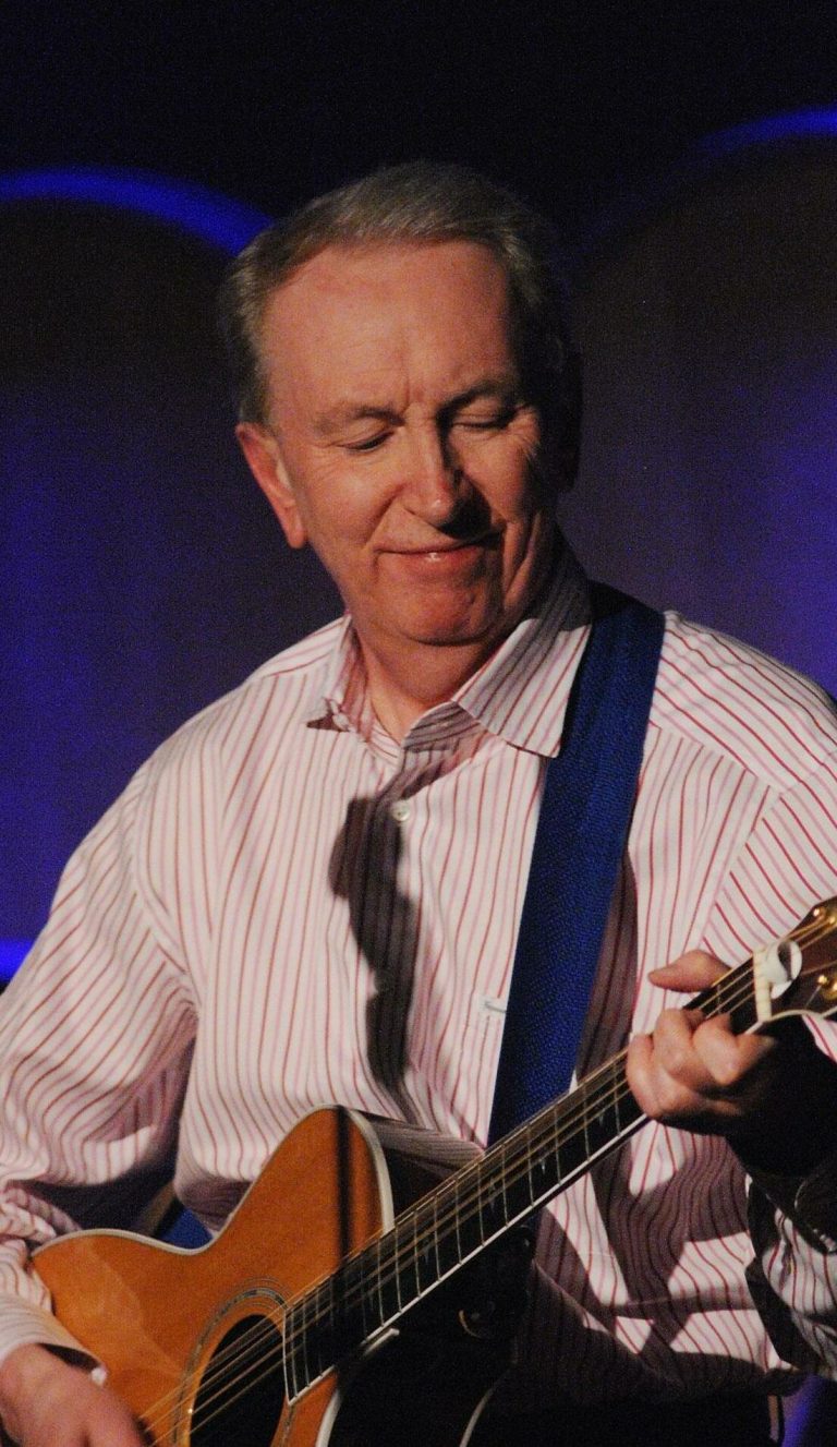 FamousPeopleFacts - Al Stewart