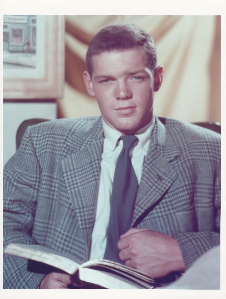 FamousPeopleFacts - James MacArthur