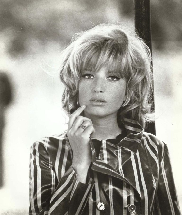 FamousPeopleFacts - Monica Vitti