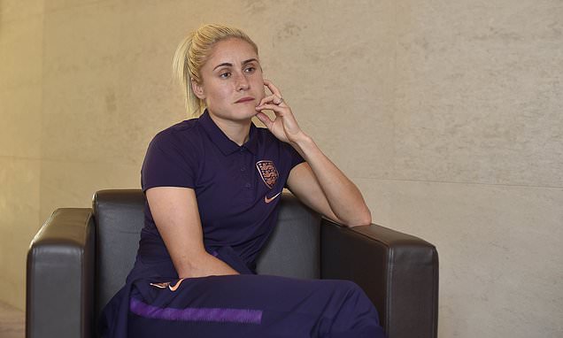 FamousPeopleFacts - Steph Houghton