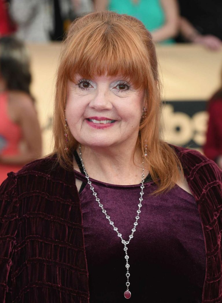 FamousPeopleFacts - Annie Golden