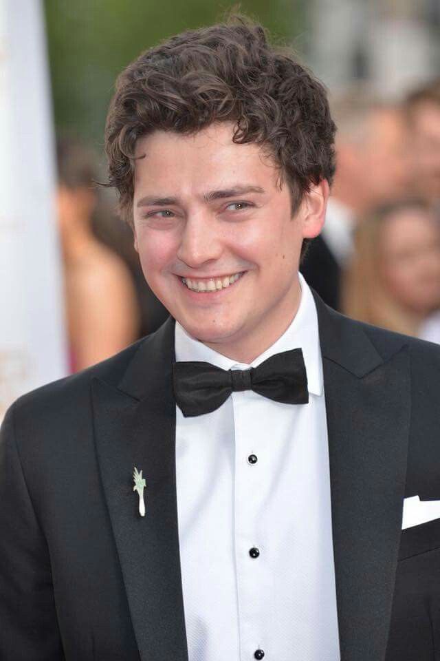 FamousPeopleFacts - Aneurin Barnard