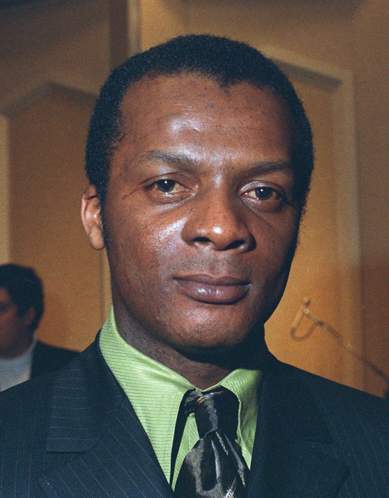 FamousPeopleFacts - Curt Flood