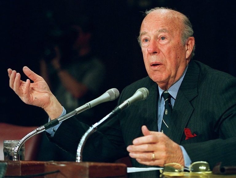 FamousPeopleFacts - George P. Shultz