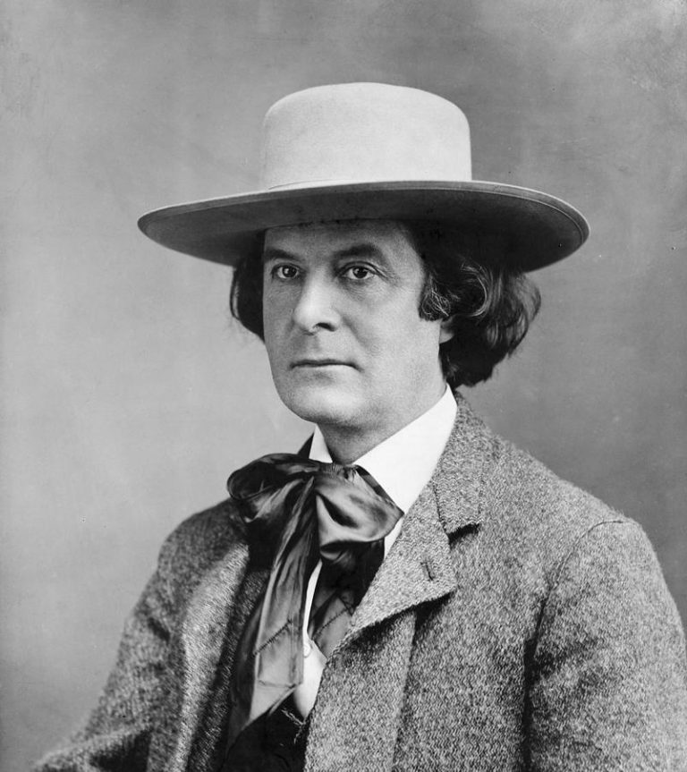 FamousPeopleFacts - Elbert Hubbard