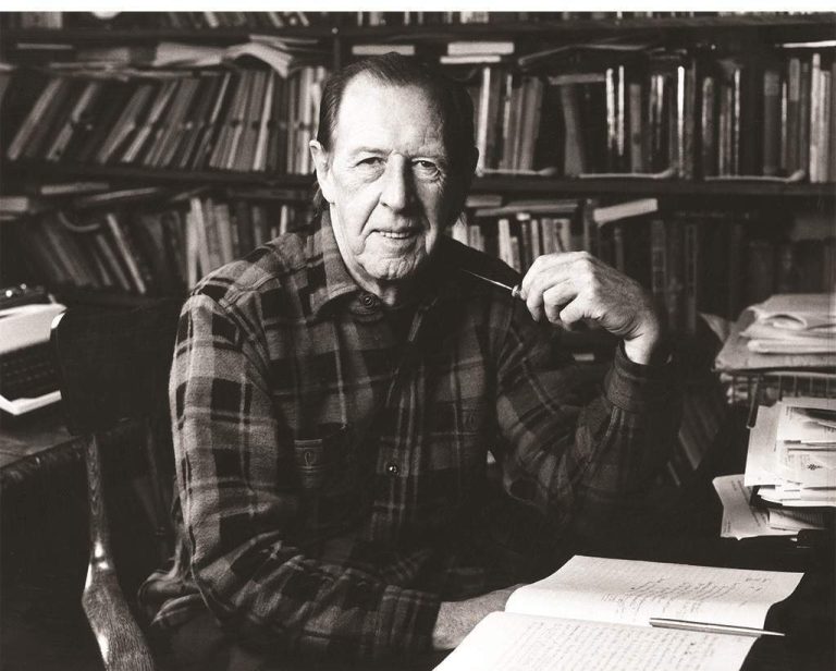 FamousPeopleFacts - Raymond Williams