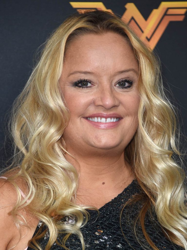 FamousPeopleFacts - Lucy Davis