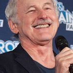 FamousPeopleFacts - Victor Garber