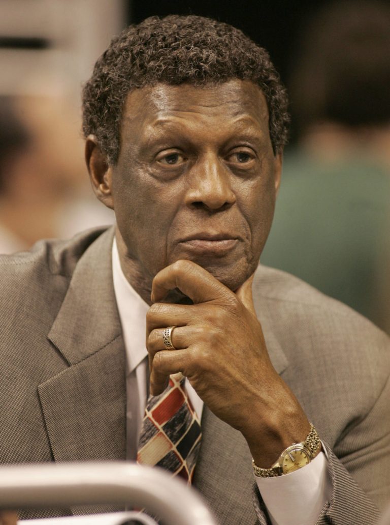 FamousPeopleFacts - Elgin Baylor