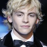 FamousPeopleFacts - Ross Lynch