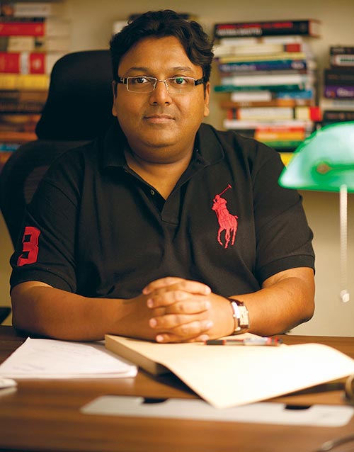 FamousPeopleFacts - Ashwin Sanghi