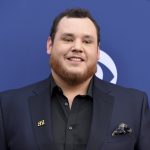 FamousPeopleFacts - Luke Combs