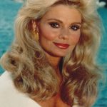 FamousPeopleFacts - Loni Anderson