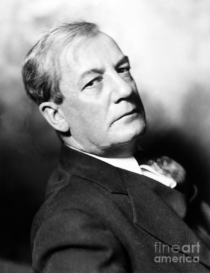 FamousPeopleFacts - Sherwood Anderson