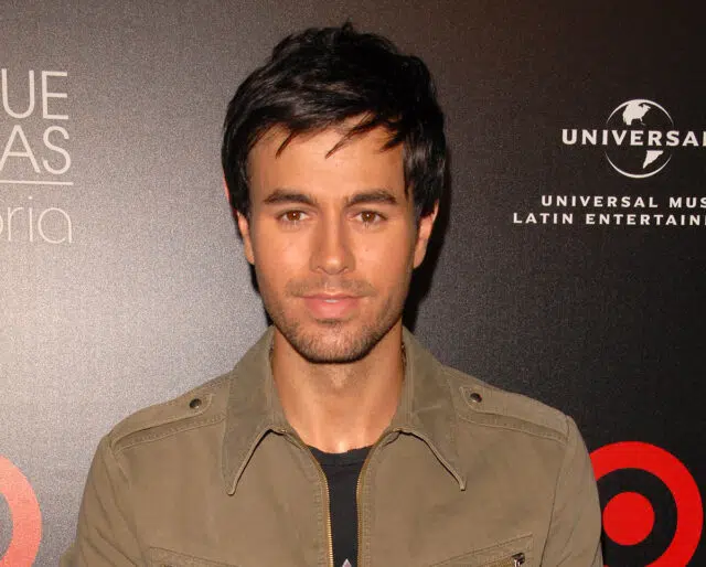 FamousPeopleFacts - Enrique Iglesias