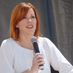 FamousPeopleFacts - Molly Ringwald