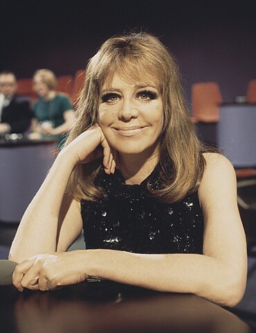 FamousPeopleFacts - Hildegard Knef