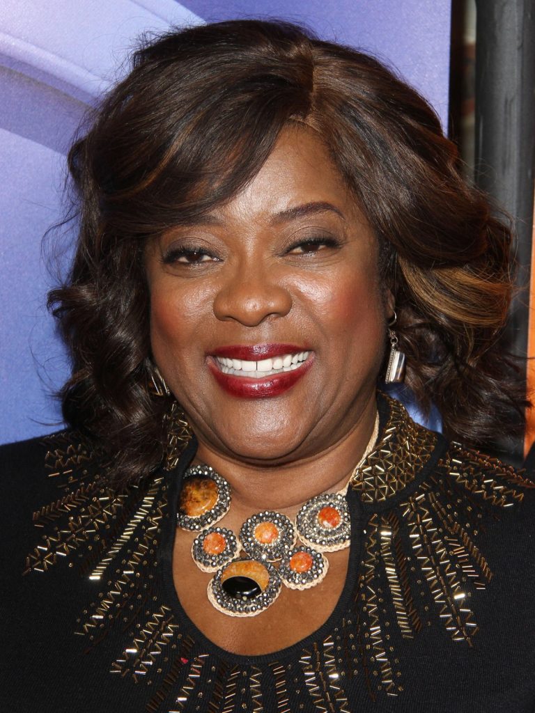 FamousPeopleFacts - Loretta Devine