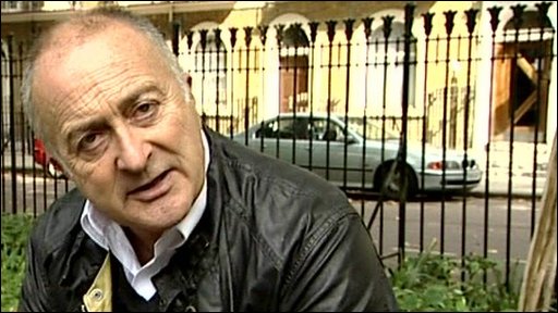 FamousPeopleFacts - Tony Robinson