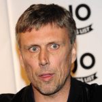 FamousPeopleFacts - Bez