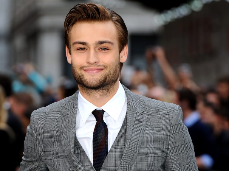 FamousPeopleFacts - Douglas Booth