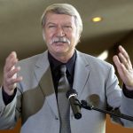 FamousPeopleFacts - Bela Karolyi