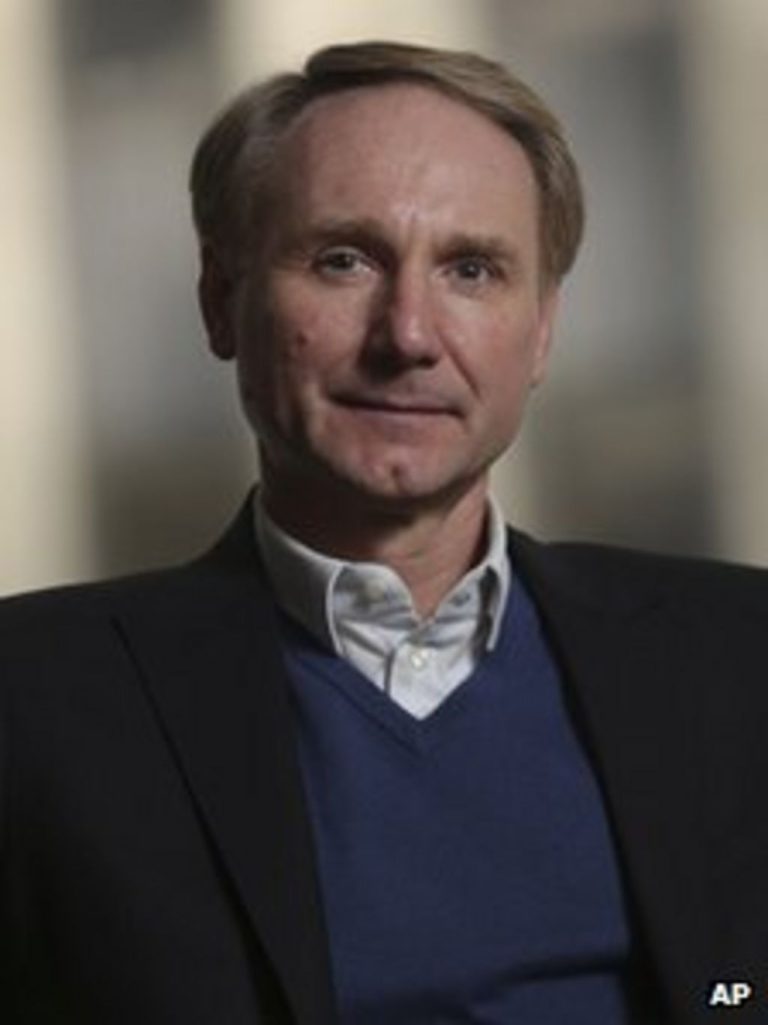 FamousPeopleFacts - Dan Brown