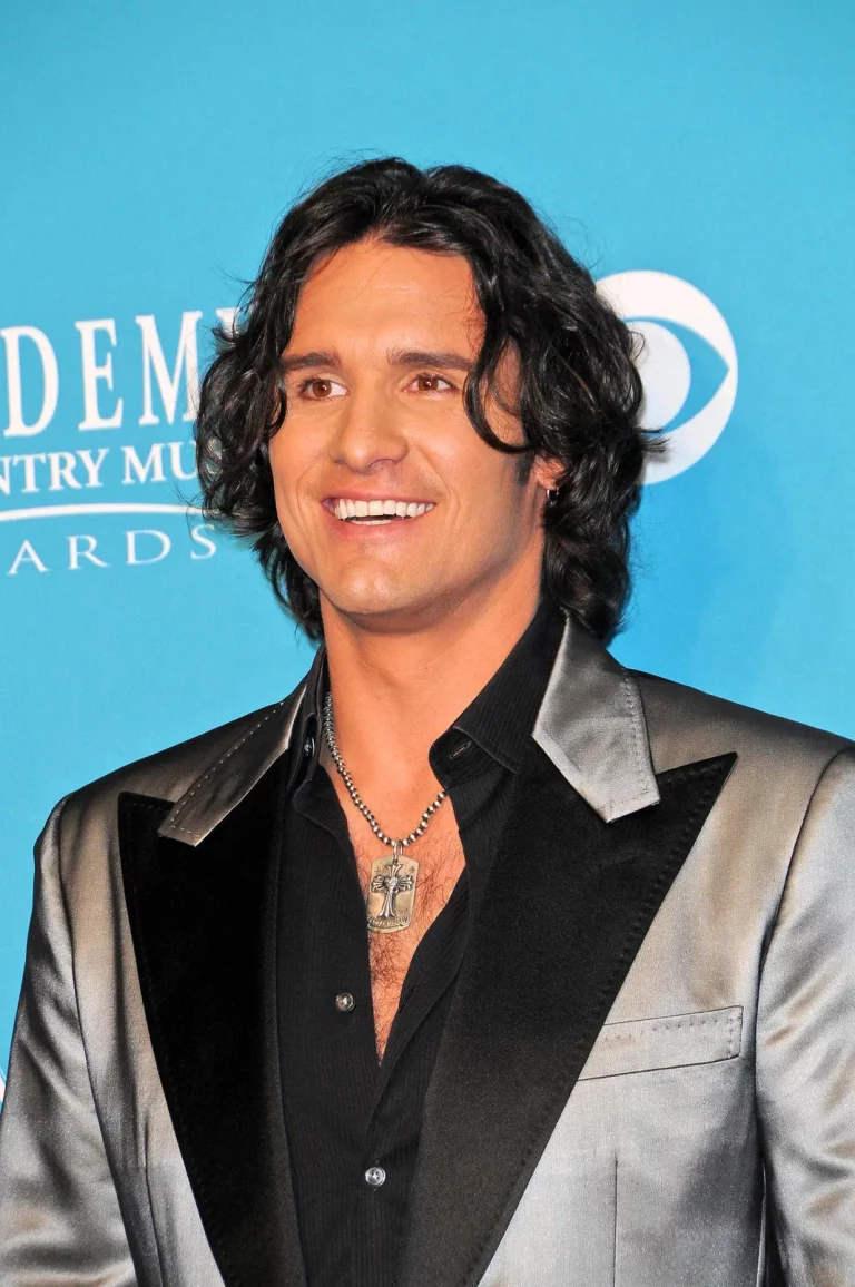 FamousPeopleFacts - Joe Nichols