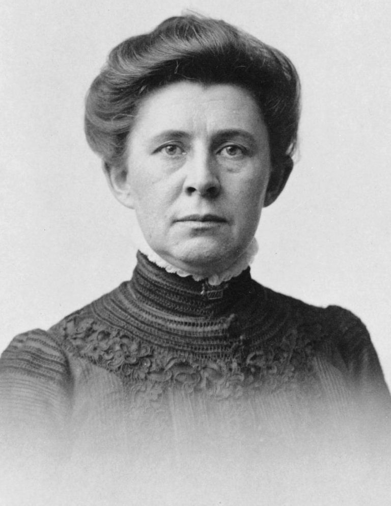 FamousPeopleFacts - Ida Tarbell