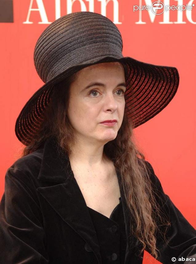 FamousPeopleFacts - Amelie Nothomb