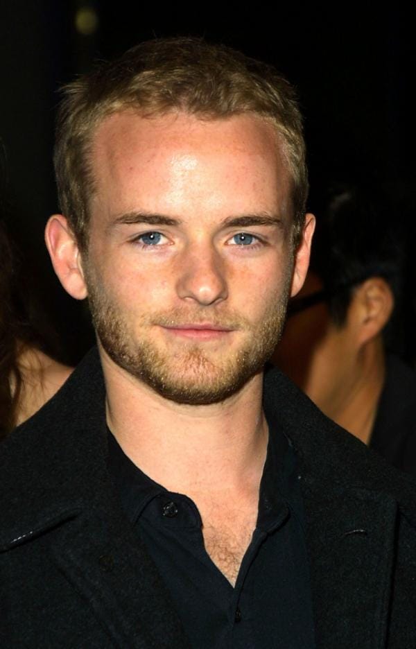 FamousPeopleFacts - Christopher Masterson