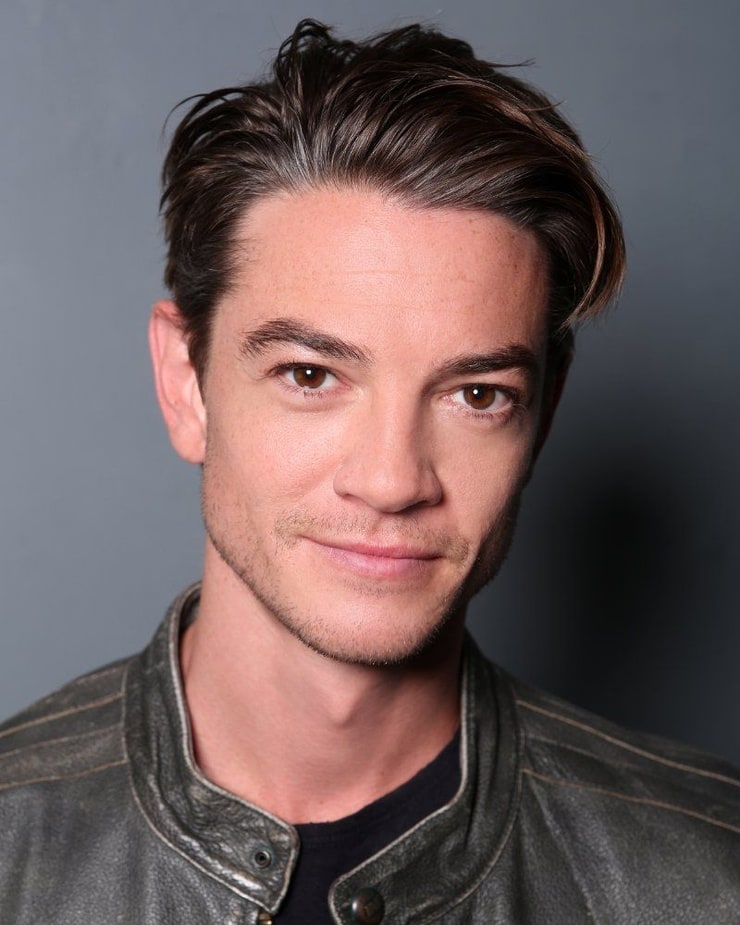 FamousPeopleFacts - Craig Horner