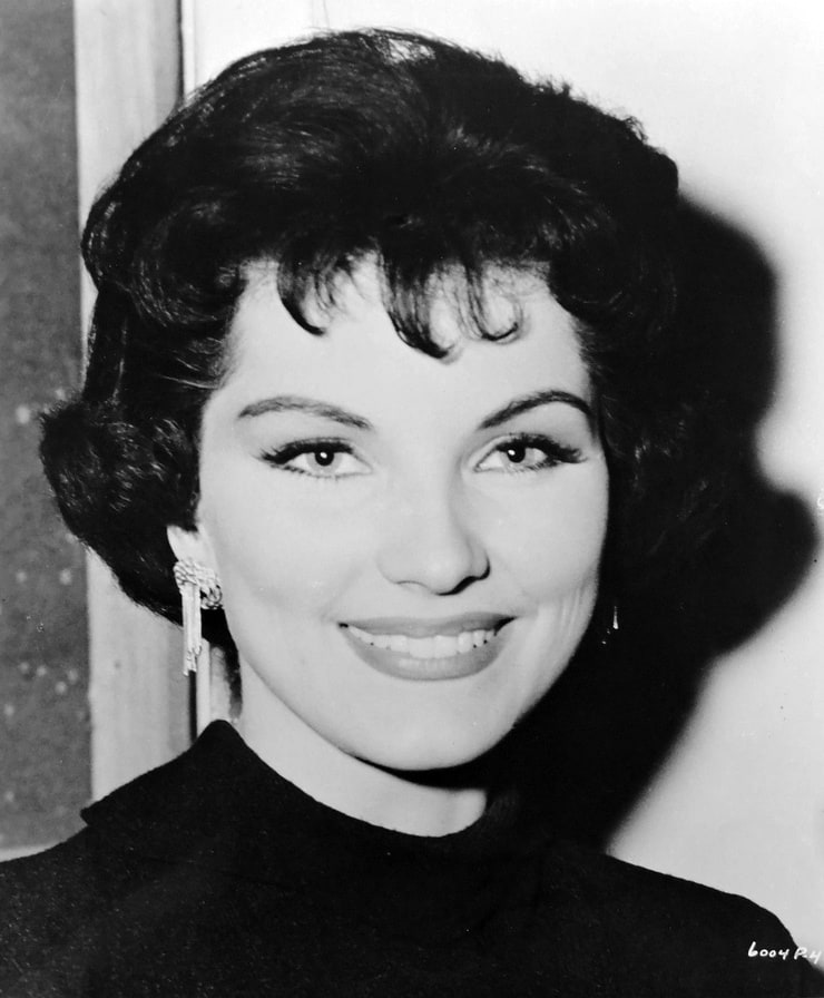 FamousPeopleFacts - Debra Paget