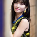 FamousPeopleFacts - Momo Hirai