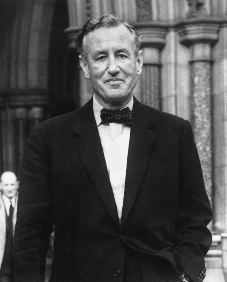 FamousPeopleFacts - Ian Fleming