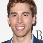 FamousPeopleFacts - Jordan Gavaris