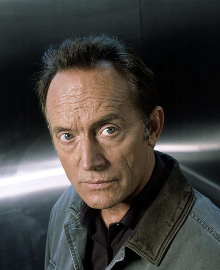 FamousPeopleFacts - Lance Henriksen