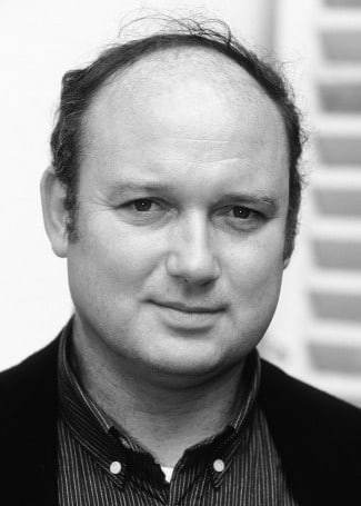 FamousPeopleFacts - Louis de Bernieres