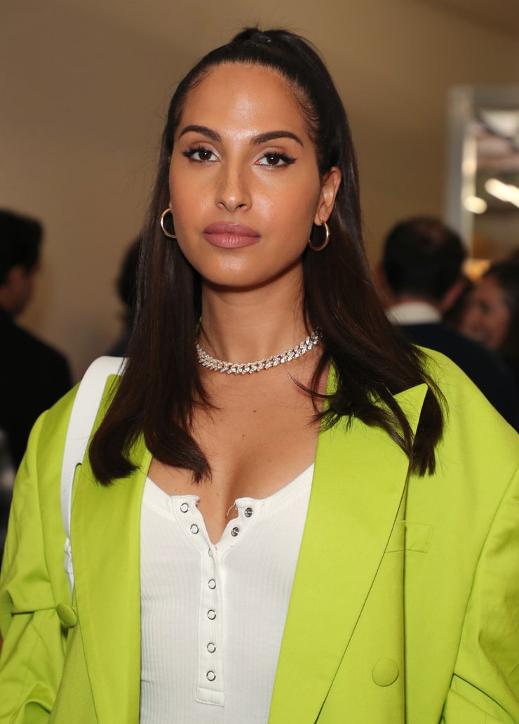 FamousPeopleFacts - Snoh Aalegra