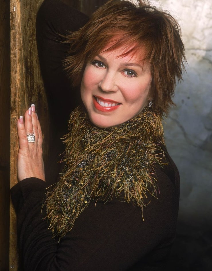 FamousPeopleFacts - Vicki Lawrence