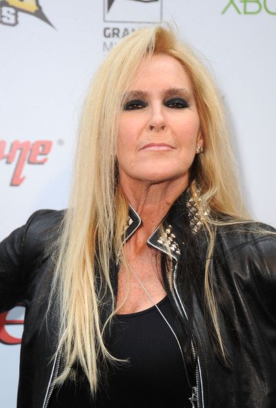 FamousPeopleFacts - Lita Ford