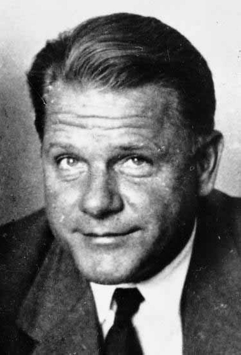 FamousPeopleFacts - Lawrence Durrell