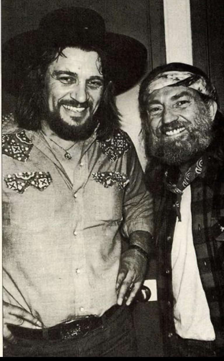 FamousPeopleFacts - Waylon Jennings