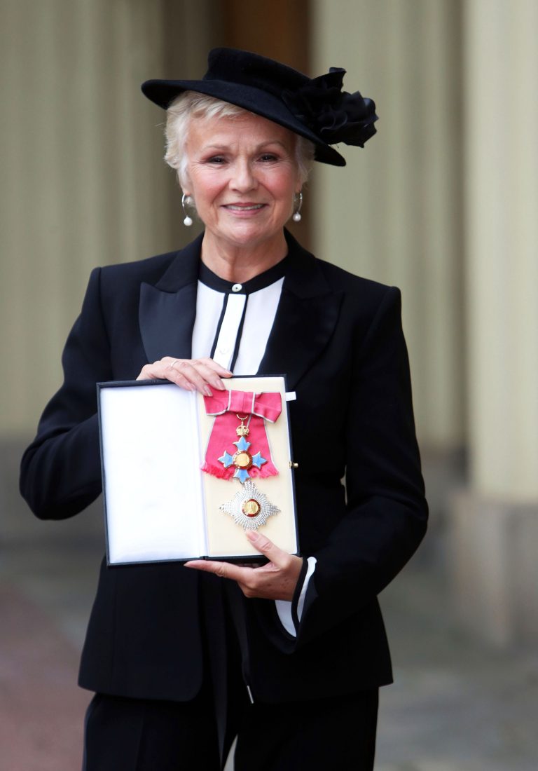 FamousPeopleFacts - Julie Walters